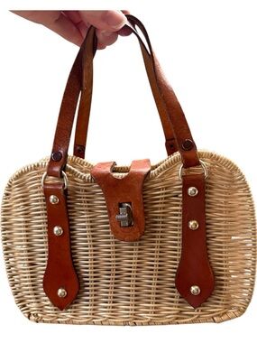 Simon from Hong Kong 1950’s‎ rattan handbag leather trim